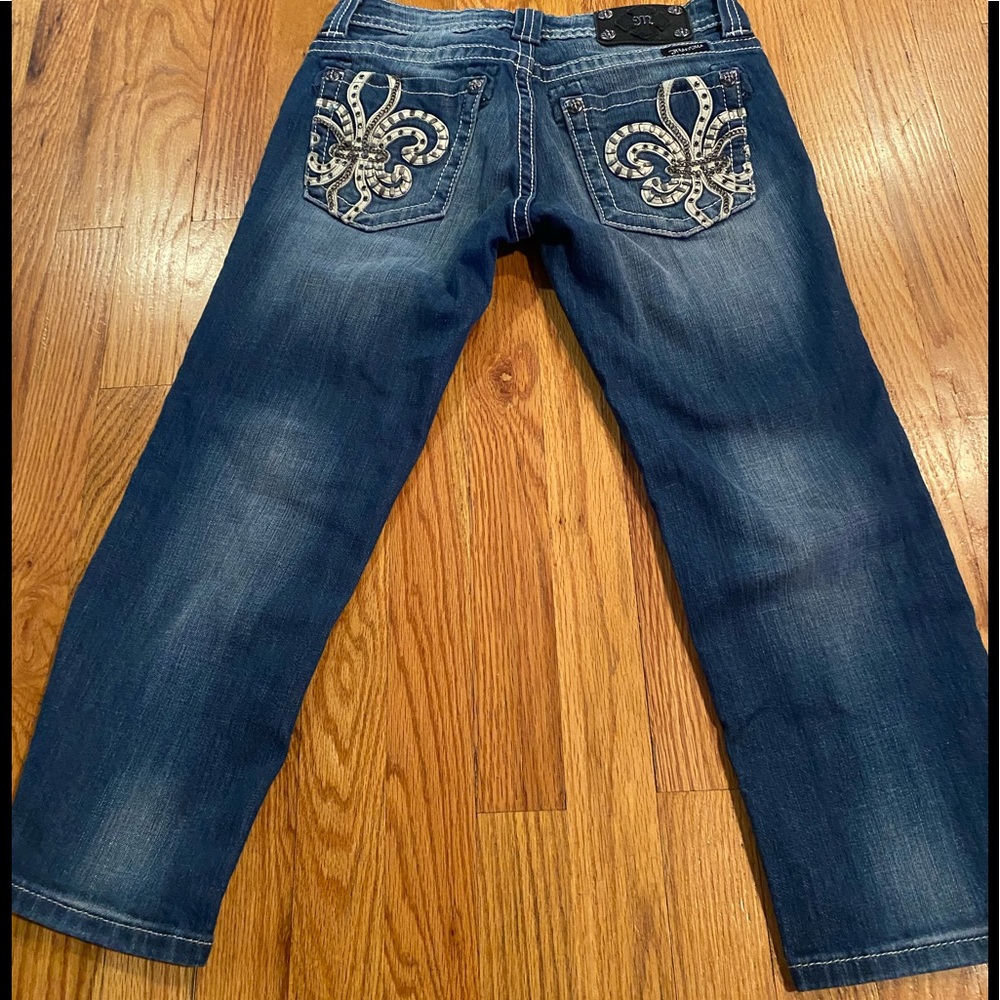 Miss Me Capris size 28